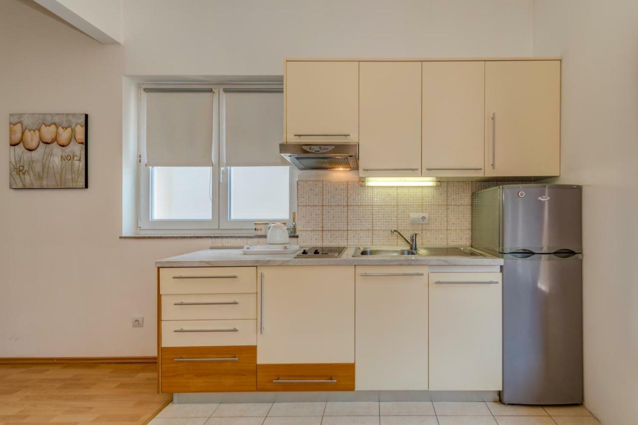 Apartman Roko *
